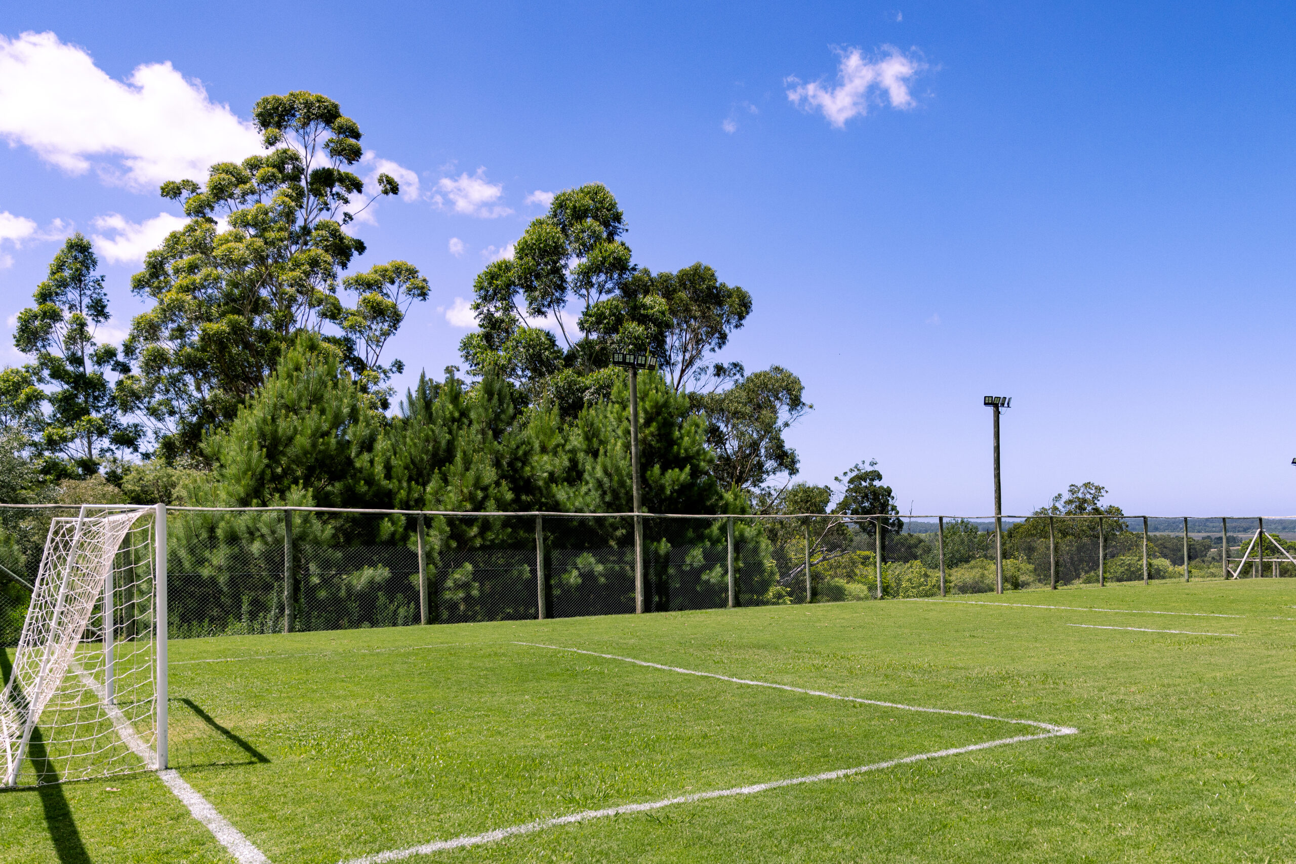 Quadras de Tênis, de Beach Tennis, e Campo de Futebol