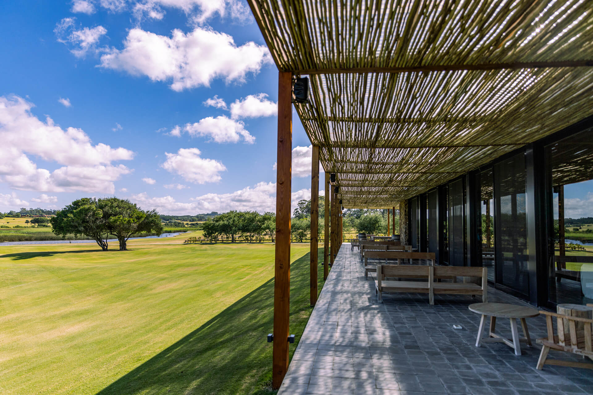GOLF CLUBHOUSE