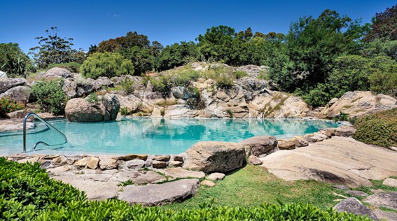 PISCINA HOTEL FASANO PUNTA DEL ESTE
